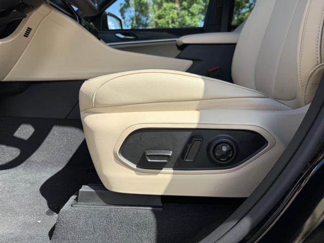 new 2025 Jeep Grand Cherokee car, priced at $42,933