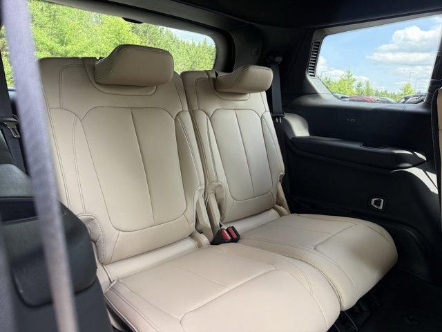 new 2025 Jeep Grand Cherokee L car, priced at $46,900
