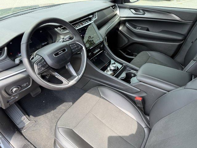 new 2025 Jeep Grand Cherokee car, priced at $42,168