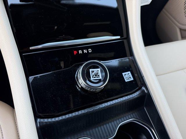 new 2025 Jeep Grand Cherokee car, priced at $46,490