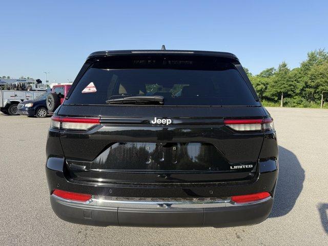 new 2025 Jeep Grand Cherokee car, priced at $46,490