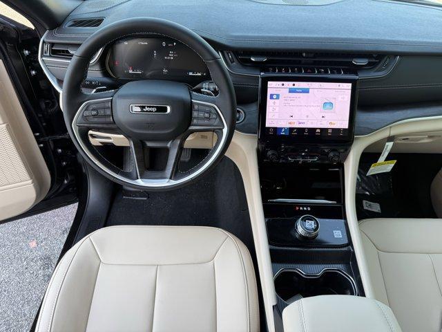 new 2025 Jeep Grand Cherokee car, priced at $46,490