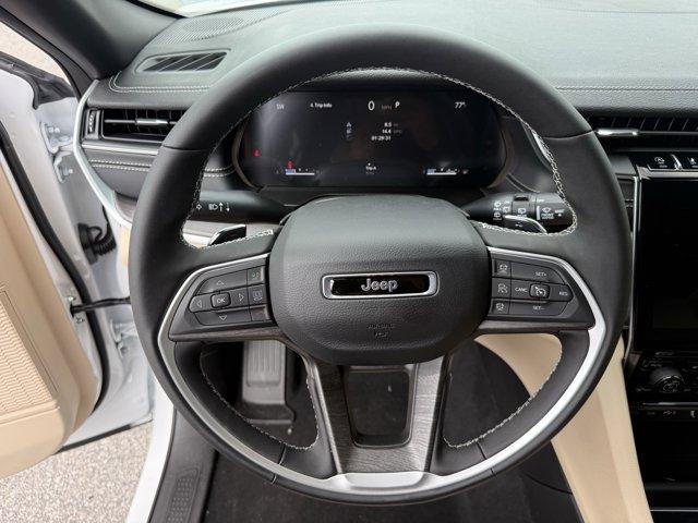 new 2025 Jeep Grand Cherokee car, priced at $42,429