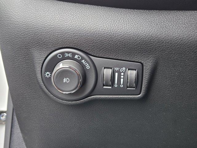new 2025 Jeep Compass car, priced at $27,046