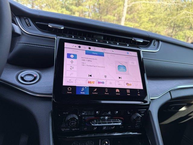 new 2025 Jeep Grand Cherokee car, priced at $58,790