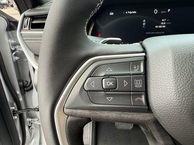 new 2025 Jeep Grand Cherokee car, priced at $43,777