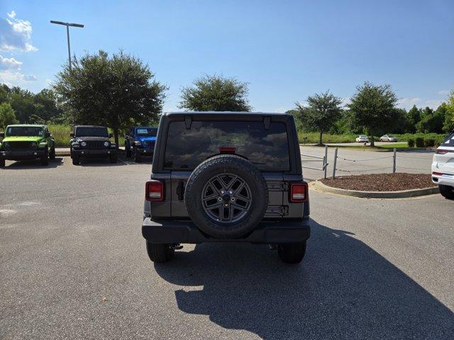 new 2025 Jeep Wrangler car, priced at $41,109