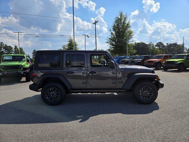 new 2025 Jeep Wrangler car, priced at $41,109