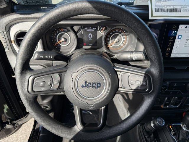 new 2025 Jeep Wrangler car, priced at $48,167