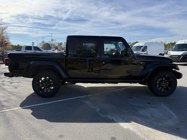 new 2025 Jeep Wrangler car, priced at $48,167