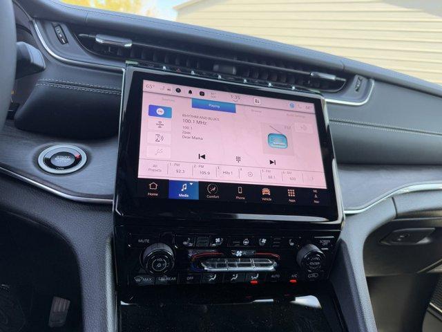 new 2025 Jeep Grand Cherokee L car, priced at $62,380