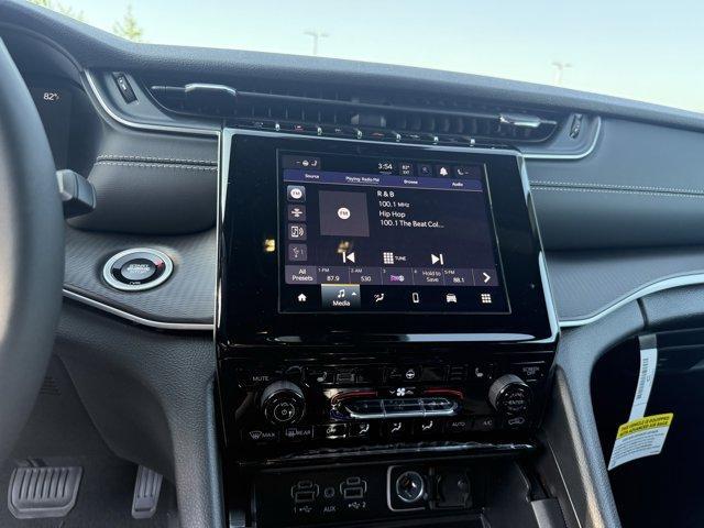 new 2025 Jeep Grand Cherokee car, priced at $40,578