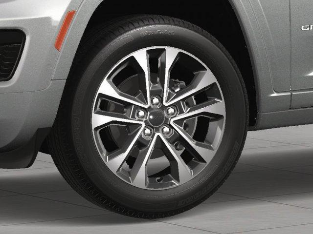 new 2025 Jeep Grand Cherokee L car, priced at $61,585