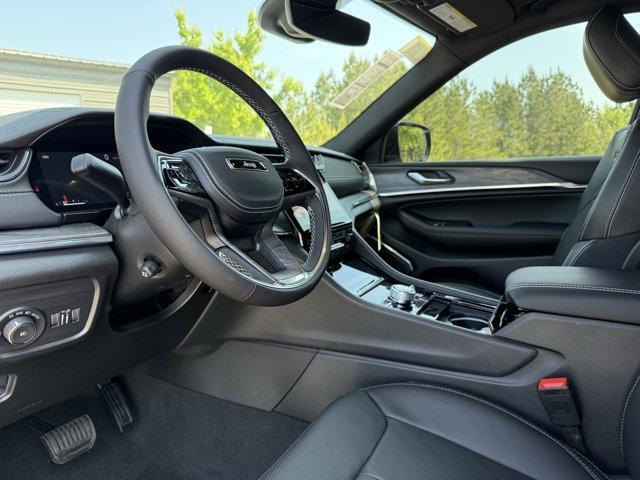 new 2025 Jeep Grand Cherokee L car, priced at $60,585