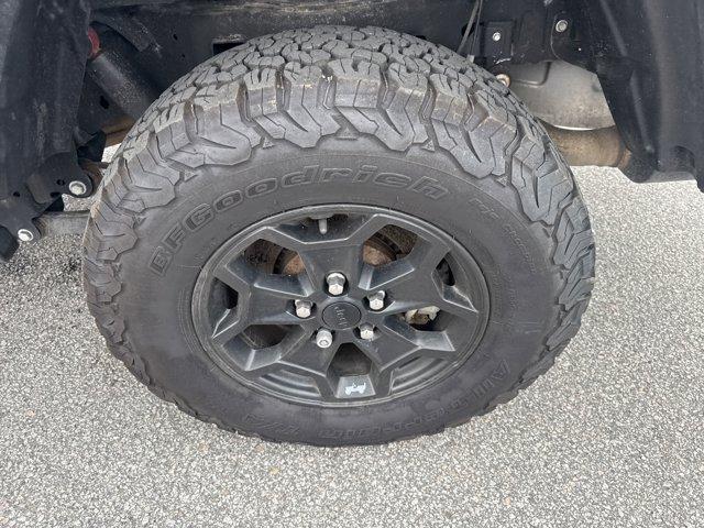 used 2021 Jeep Gladiator car, priced at $27,990