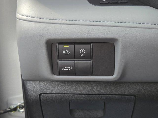 used 2023 Toyota Highlander car, priced at $36,990