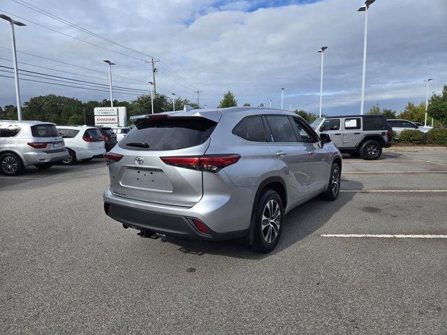 used 2023 Toyota Highlander car, priced at $36,990