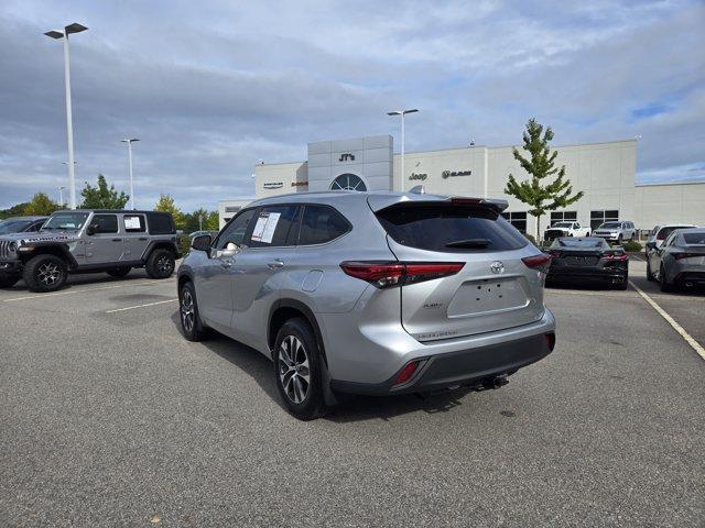 used 2023 Toyota Highlander car, priced at $36,990
