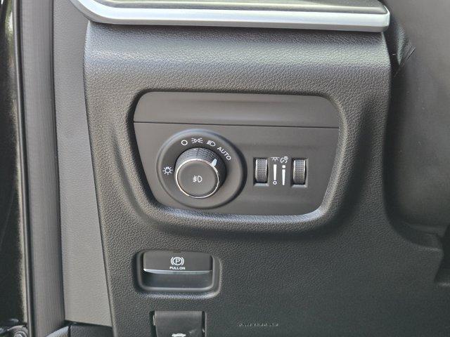 new 2025 Jeep Grand Cherokee L car, priced at $43,163