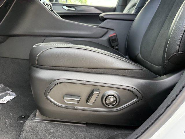 new 2025 Jeep Grand Cherokee L car, priced at $41,916