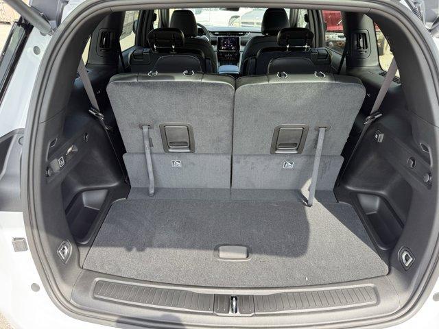 new 2025 Jeep Grand Cherokee L car, priced at $41,916