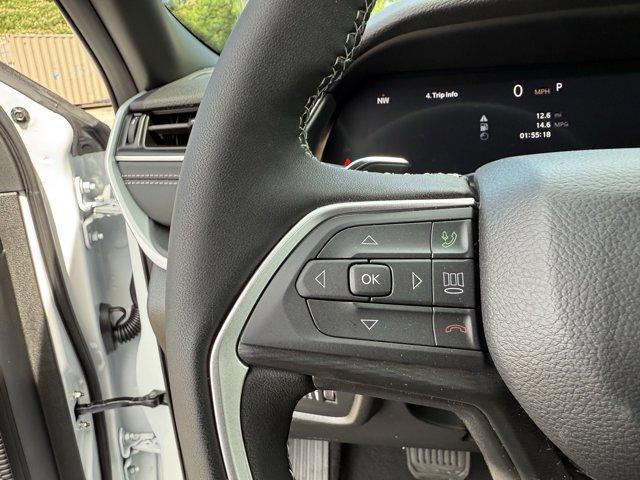 new 2025 Jeep Grand Cherokee L car, priced at $41,916