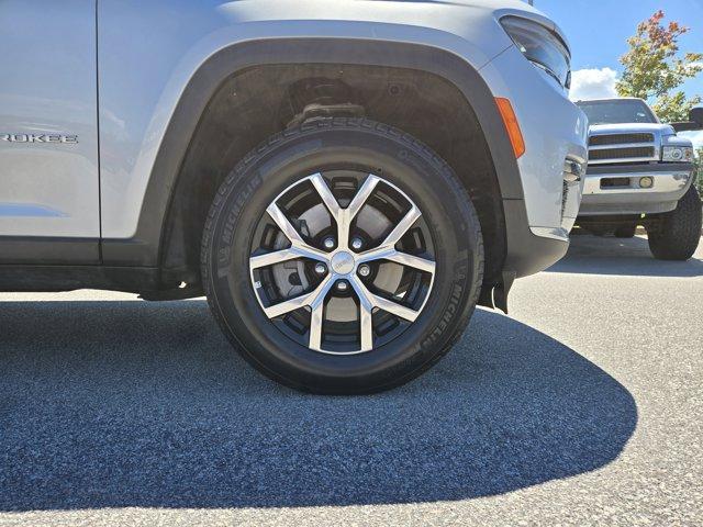 new 2025 Jeep Grand Cherokee L car, priced at $39,037