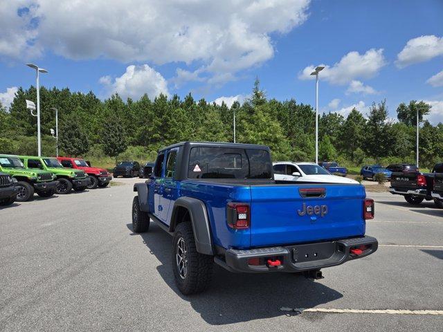new 2025 Jeep Gladiator car, priced at $48,768