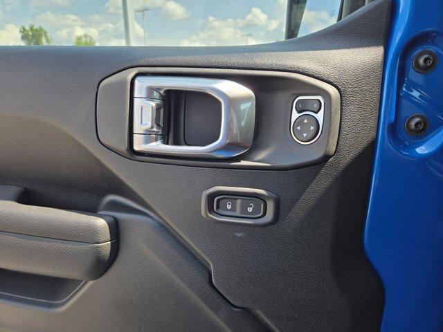 new 2025 Jeep Gladiator car, priced at $48,768