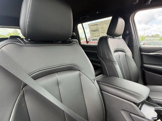 new 2025 Jeep Grand Cherokee L car, priced at $40,987