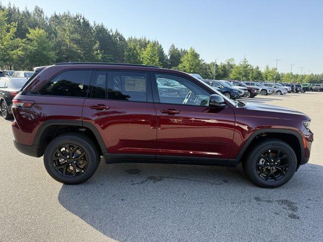 new 2025 Jeep Grand Cherokee car, priced at $44,230