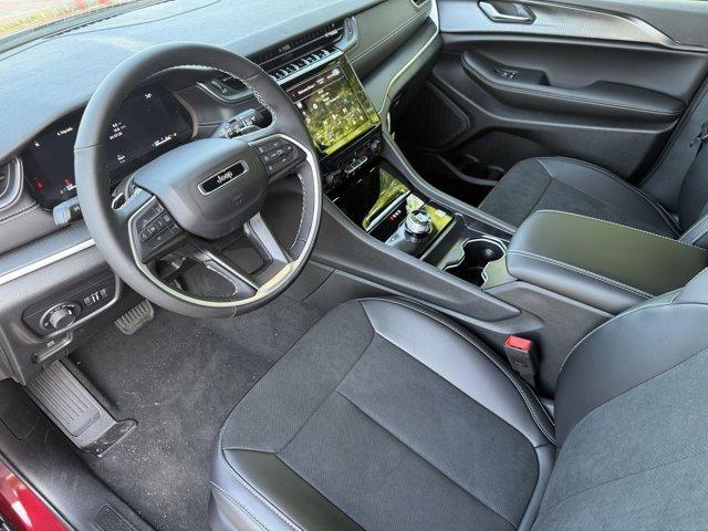 new 2025 Jeep Grand Cherokee car, priced at $44,230