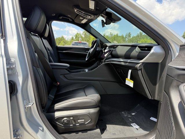 new 2025 Jeep Grand Cherokee L car, priced at $53,215