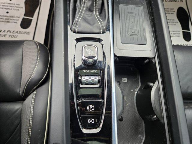 used 2020 Volvo XC60 car, priced at $18,290
