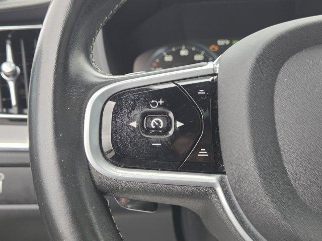 used 2020 Volvo XC60 car, priced at $18,290