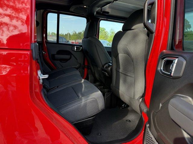 new 2025 Jeep Gladiator car, priced at $45,480