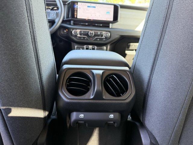 new 2025 Jeep Gladiator car, priced at $45,480