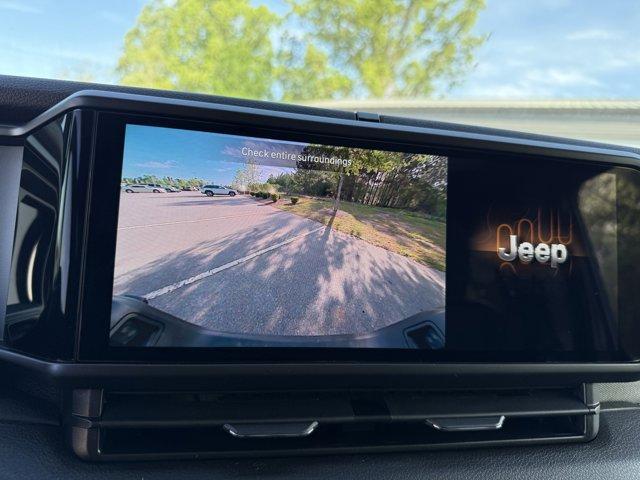 new 2025 Jeep Gladiator car, priced at $45,480
