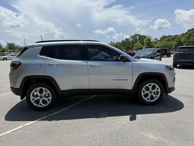 new 2025 Jeep Compass car, priced at $28,337