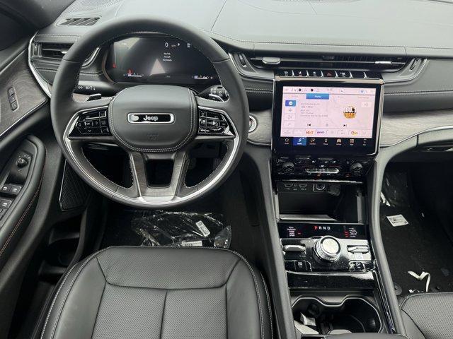 new 2025 Jeep Grand Cherokee L car, priced at $60,990