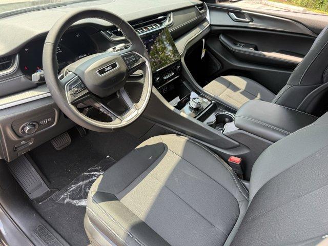 new 2025 Jeep Grand Cherokee L car, priced at $42,125