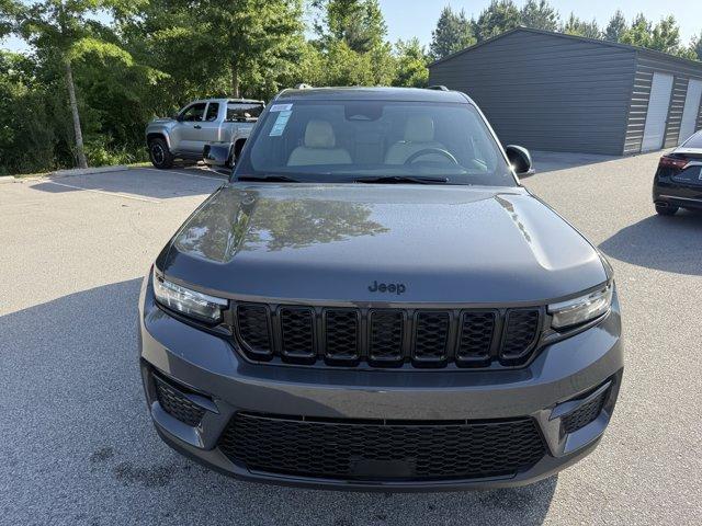 new 2025 Jeep Grand Cherokee car, priced at $44,396