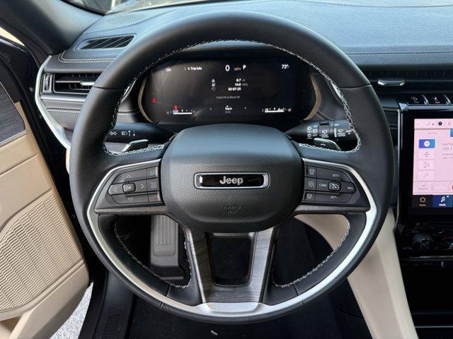 new 2025 Jeep Grand Cherokee car, priced at $44,396