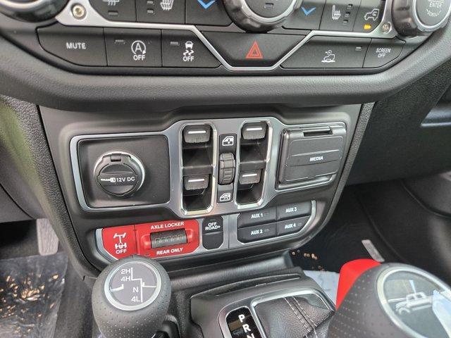 new 2025 Jeep Gladiator car, priced at $50,356