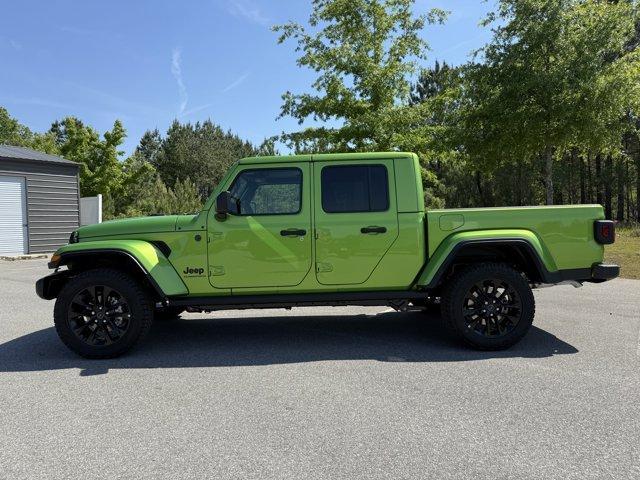 new 2025 Jeep Gladiator car, priced at $45,480