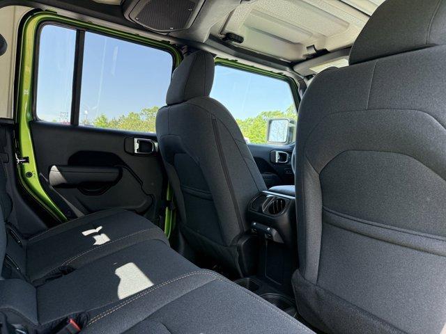 new 2025 Jeep Gladiator car, priced at $45,480