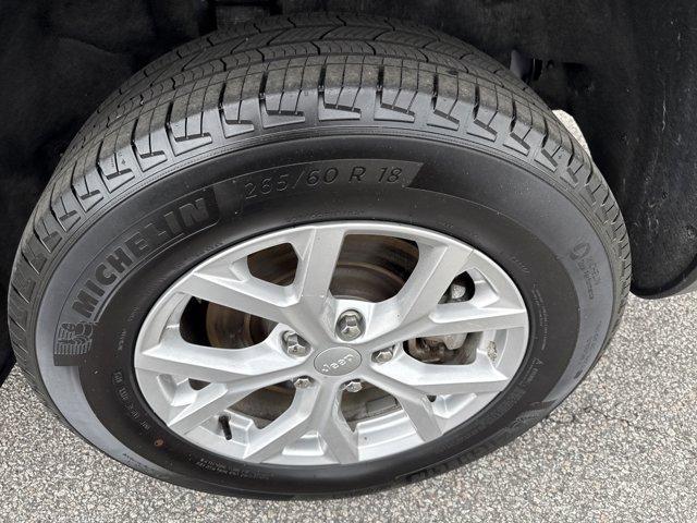 used 2023 Jeep Grand Cherokee L car, priced at $32,990