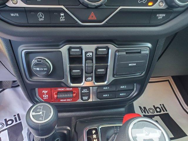 new 2025 Jeep Wrangler car, priced at $57,735