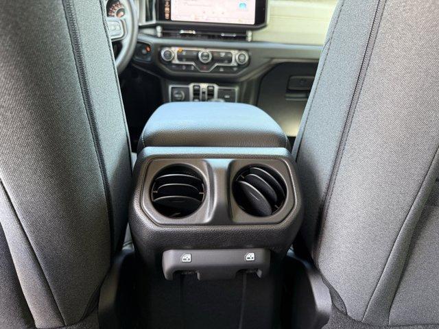 new 2025 Jeep Gladiator car, priced at $45,480
