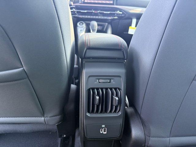 new 2025 Dodge Hornet car